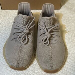 Adidas Yeezy Boost 350 V2